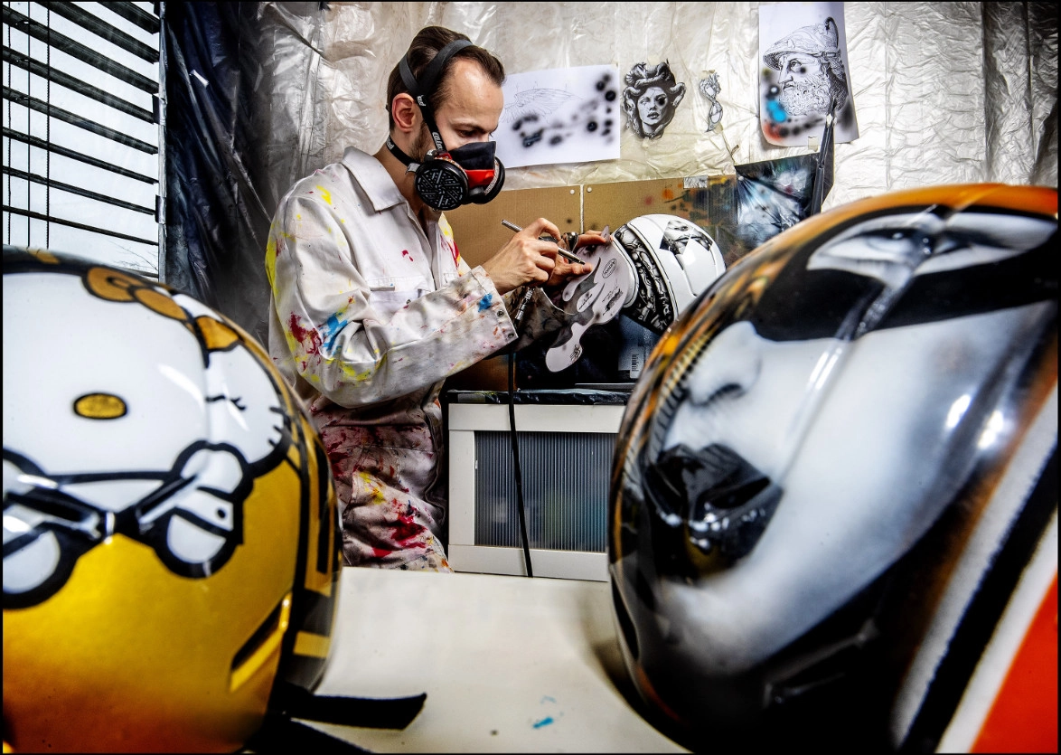 Helmet painting process
